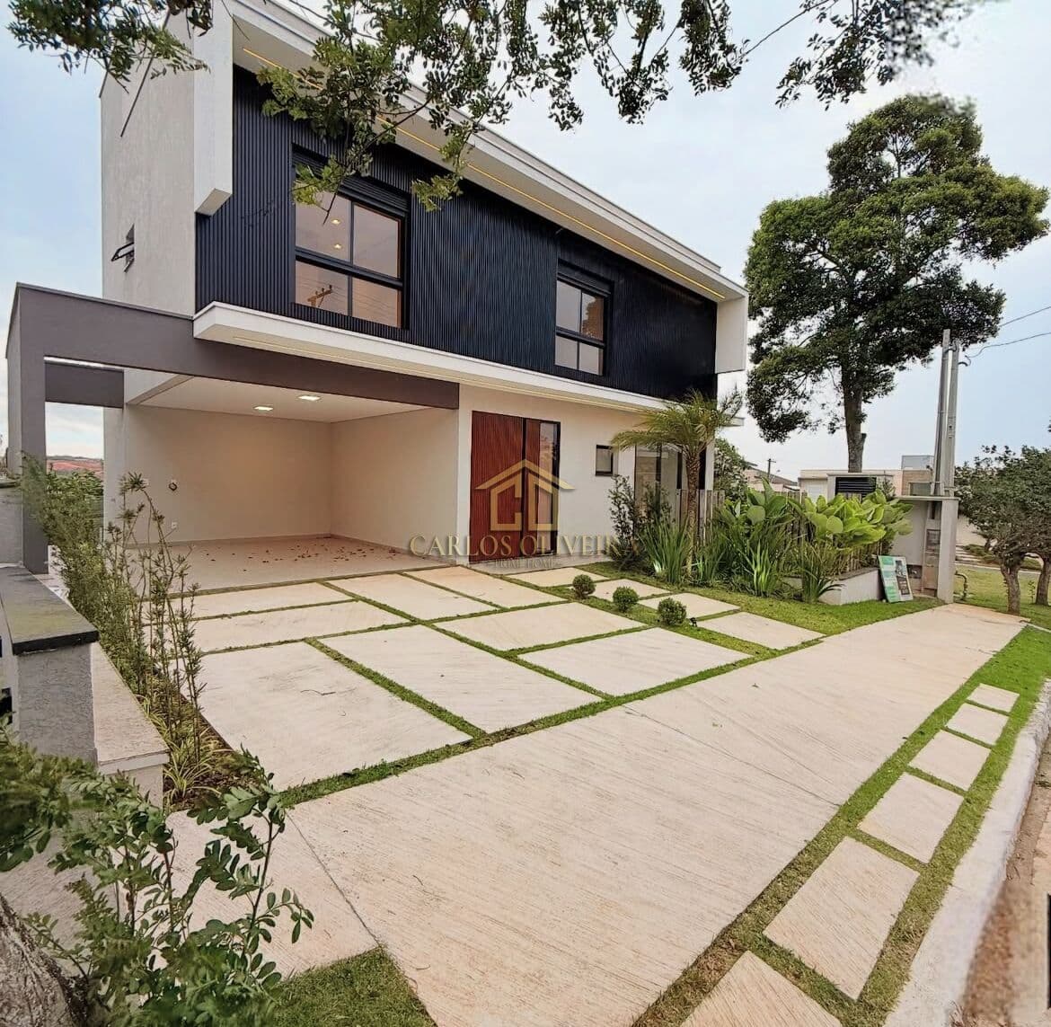 Casa de Condomínio em Mogi das Cruzes - Mogi Moderno