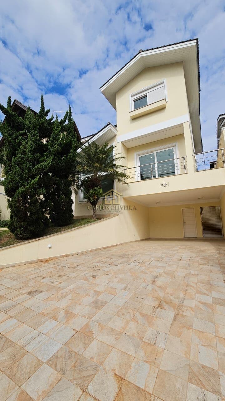 Casa no Condomínio Arujá 5, Arujá/SP