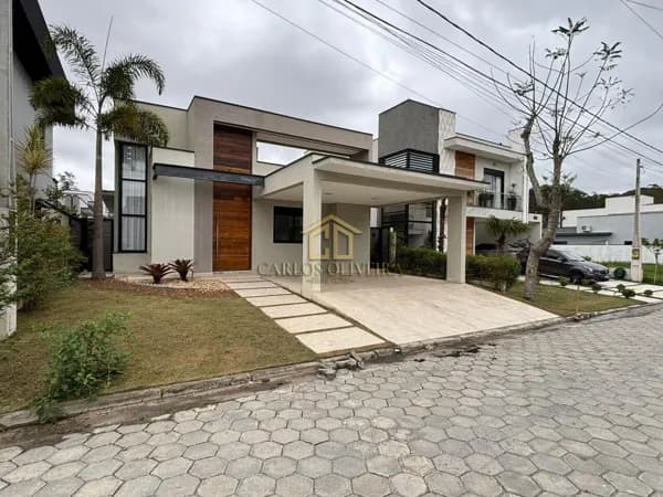 Casa à Venda no Condomínio Veredas, Mogi das Cruzes/SP