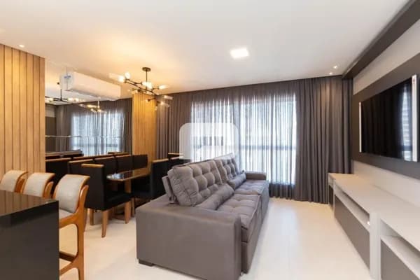 Apartamento dos Sonhos com Vista para o Mar em Localização Privilegiada!