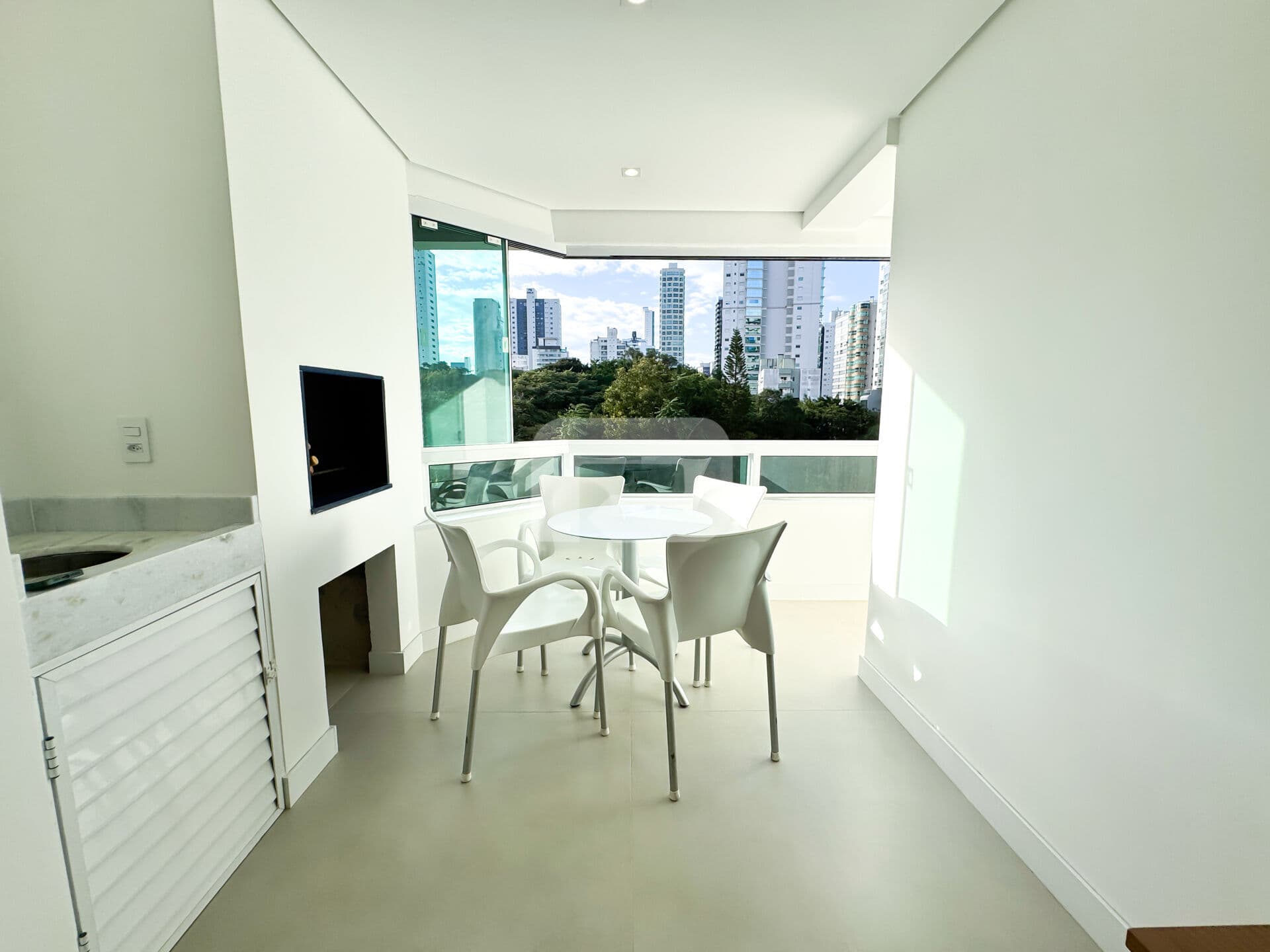 Apartamento mobiliado no coração de Balneário Camboriú!