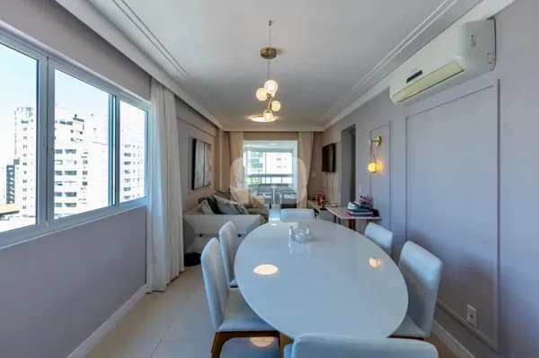 Apartamento Mobiliado de Alto Padrão com 03 Dormitórios em Balneário Camboriú