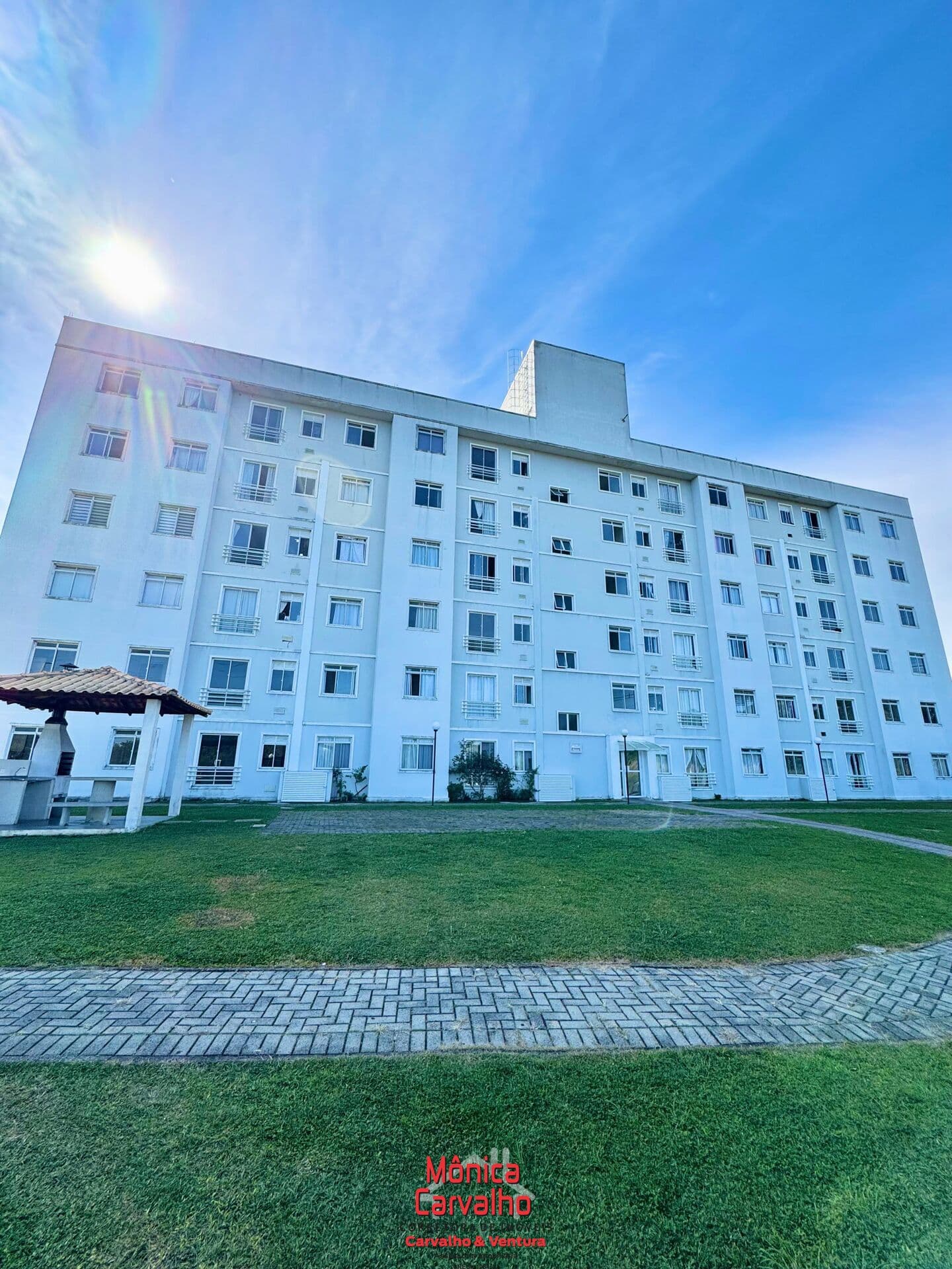 Apartamento em São José dos Pinhais - Iná