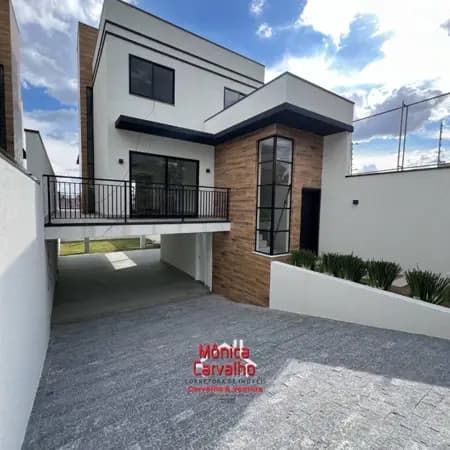 Sobrado à venda em São José dos Pinhais/PR