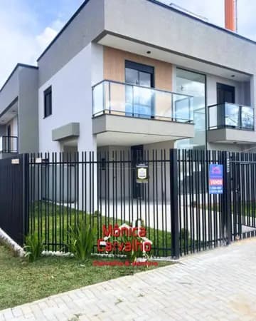 Sobrado à venda em São José dos Pinhais/PR