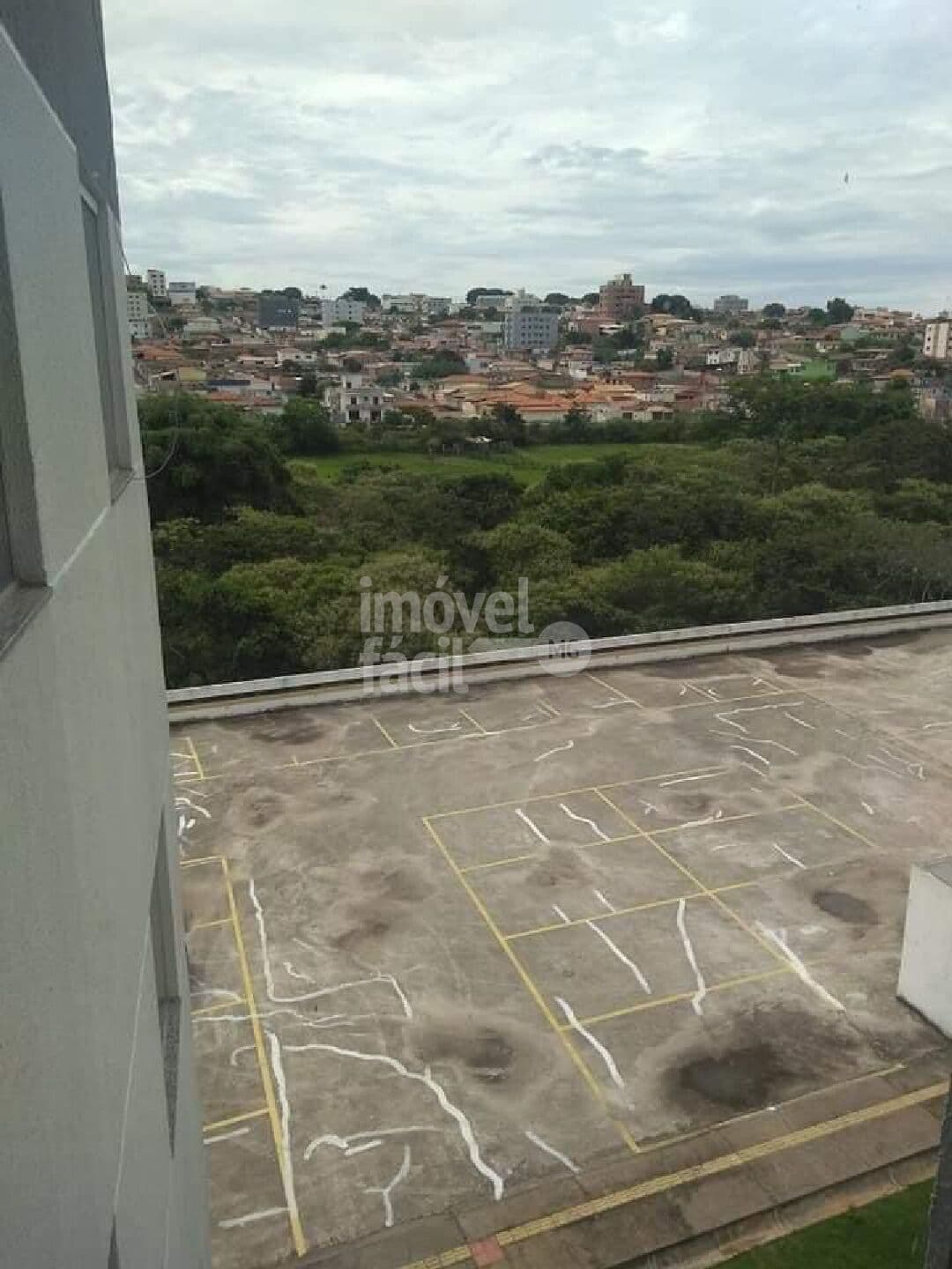 Apartamento em Garcias, Itaúna/MG