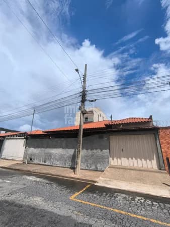 Casa, Nova Vila Mozart, Itaúna/MG