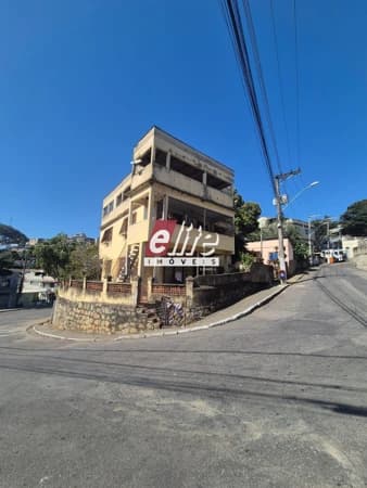 Casa em Vitória - Caratoíra