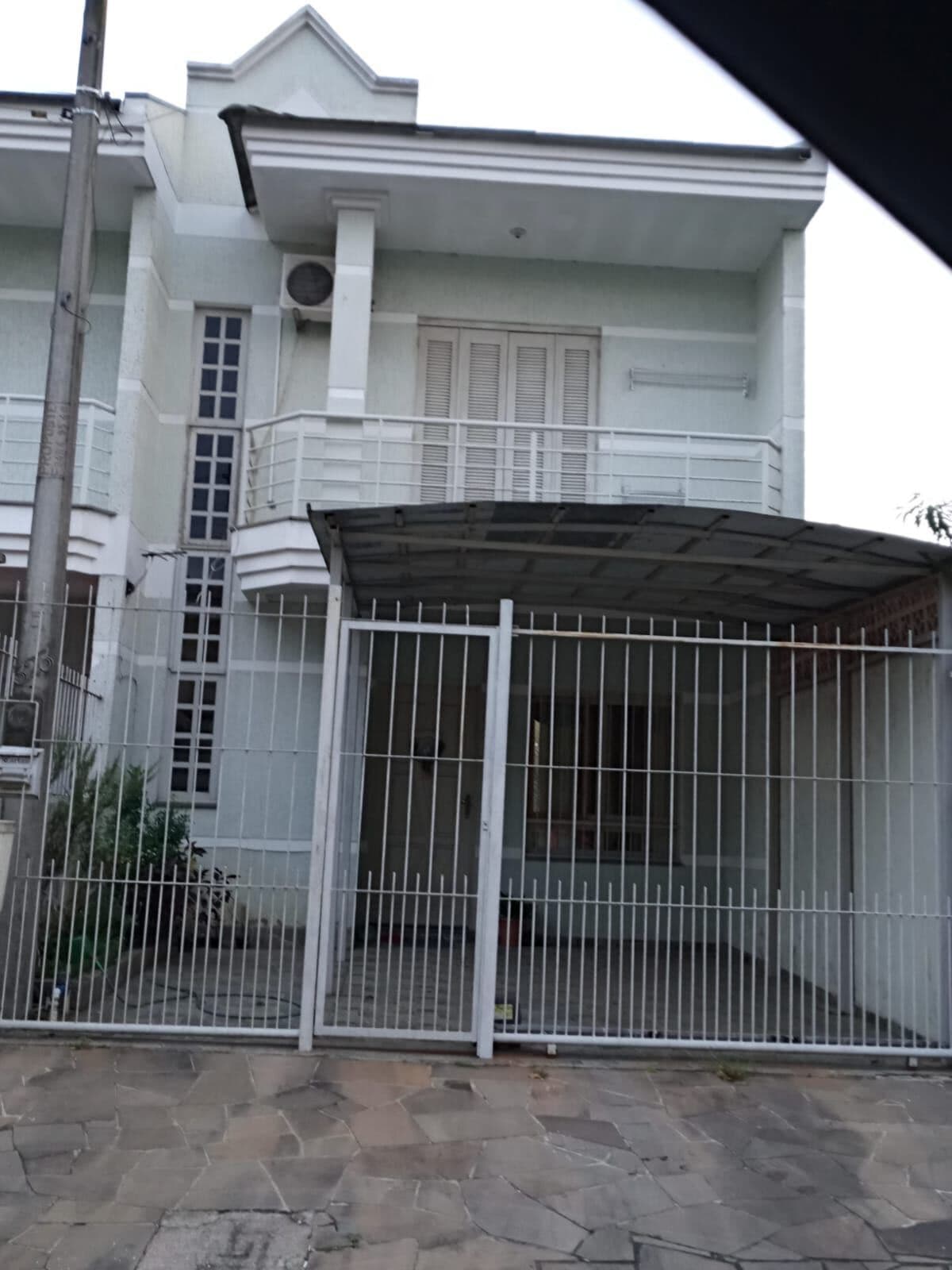 Sobrado em Gravataí - Padre Réus