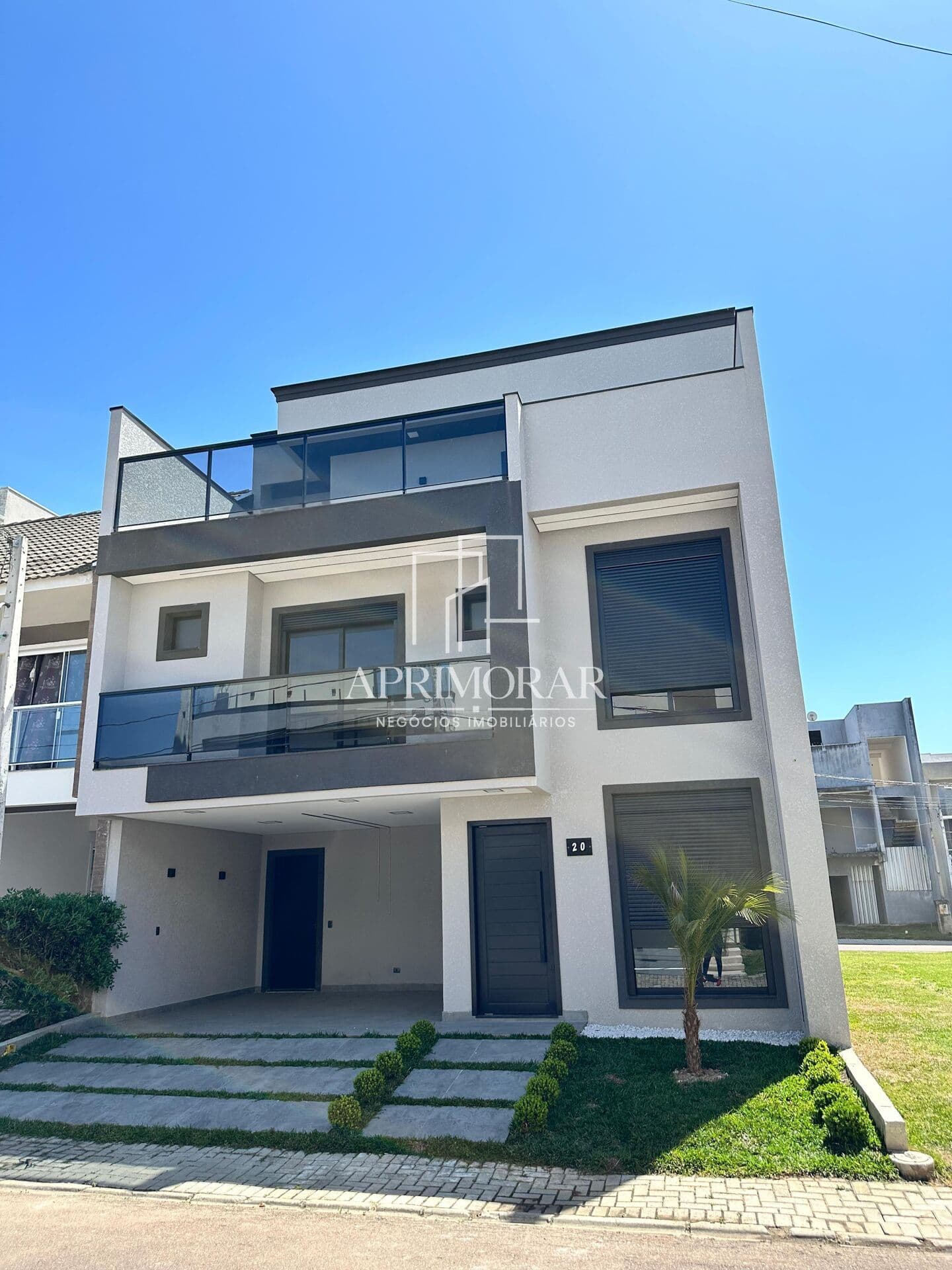 Casa Triplex em Iná, São José dos Pinhais/PR