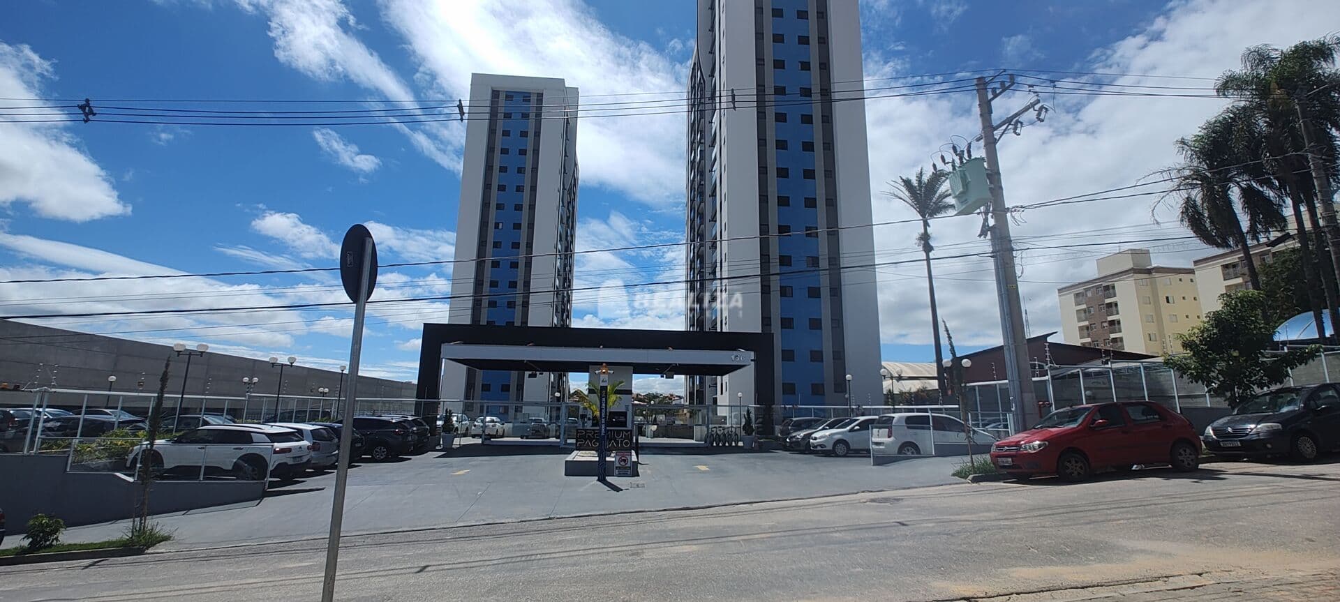 Apartamento com suíte e varanda Gourmet Residencial Premium Pagliato!!
