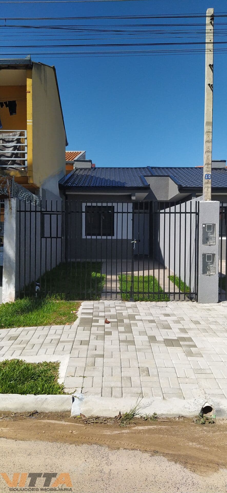 Casa à venda em Curitiba, Tatuquara, com parcelas de R$ 1.600,00. Mais barato que o aluguel!