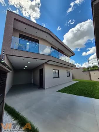 Sobrado em Araucária - Vila Nova