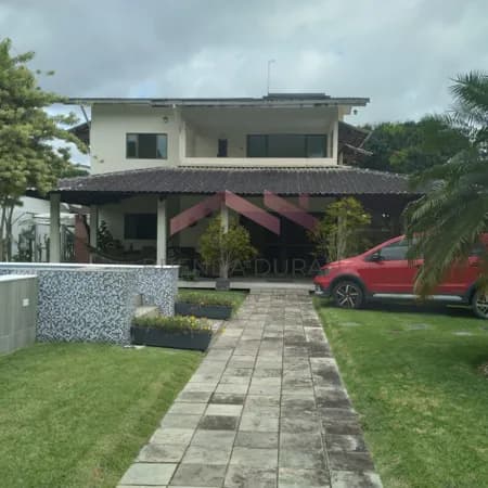 Casa Sobrado com piscina Aldeia
