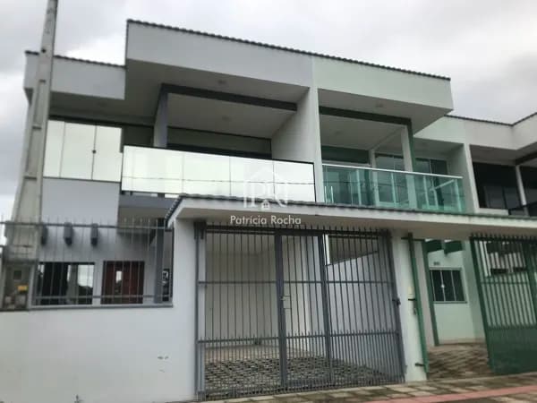Sobrado em Itapoá - Balneário Mariluz