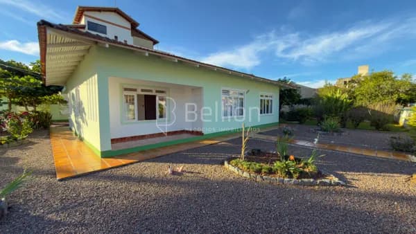 Oportunidade em uma localização desejada no bairro das Nações em Timbó, esquina da rua Alemanha com a com a rua Grécia