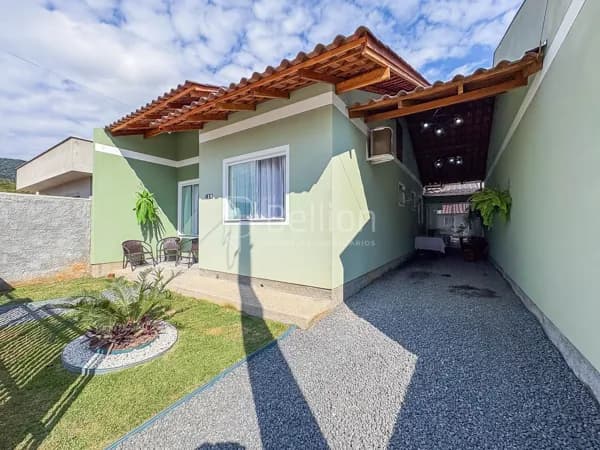 Casa com Suíte no bairro Estrada das Areias em Indaial por R$349.900,00