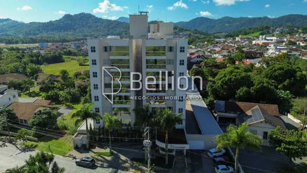 Apartamento no Grand Village localizado no Bairro das Nações em Timbó.