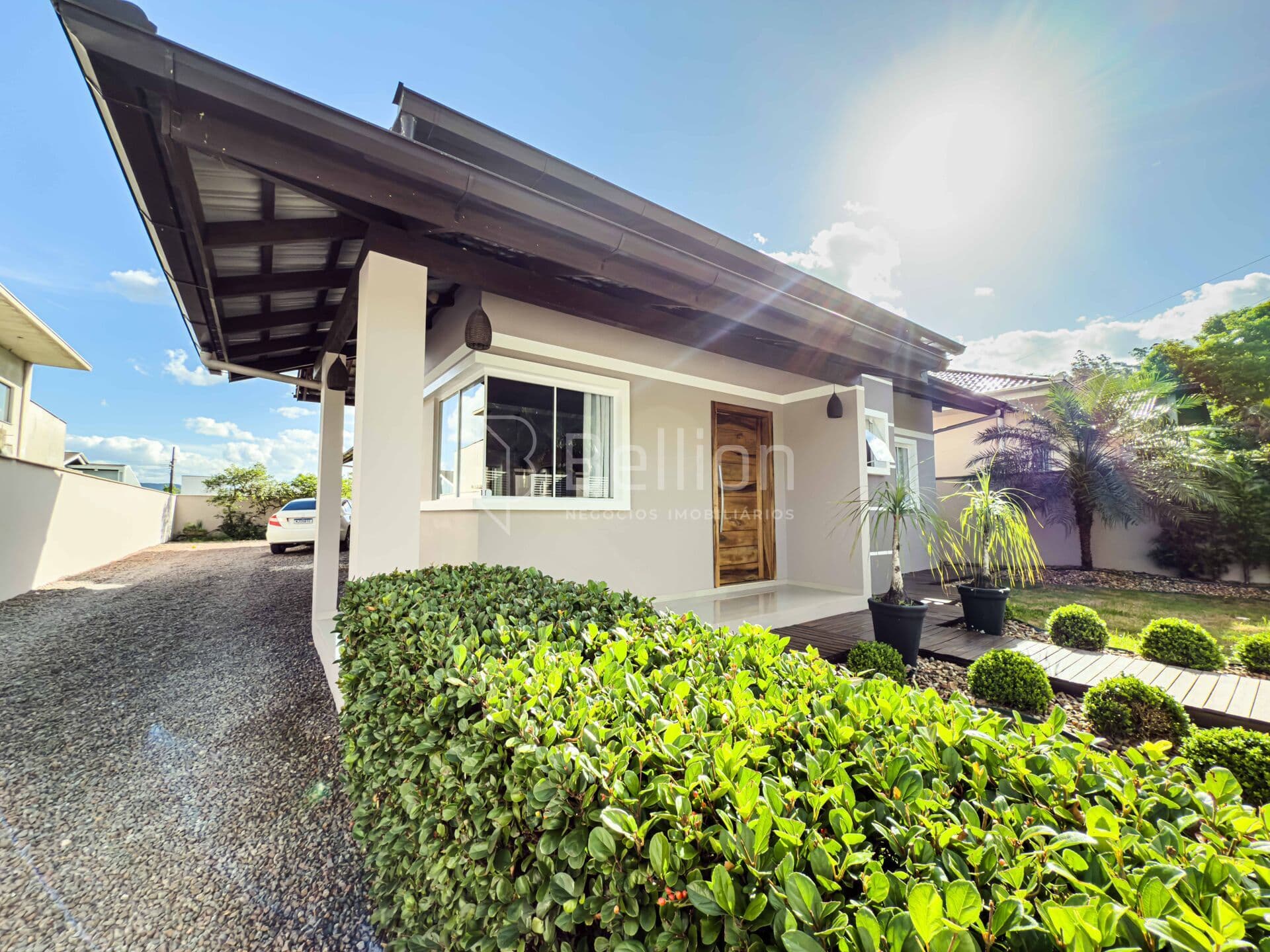 Casa com suíte no centro de Rodeio