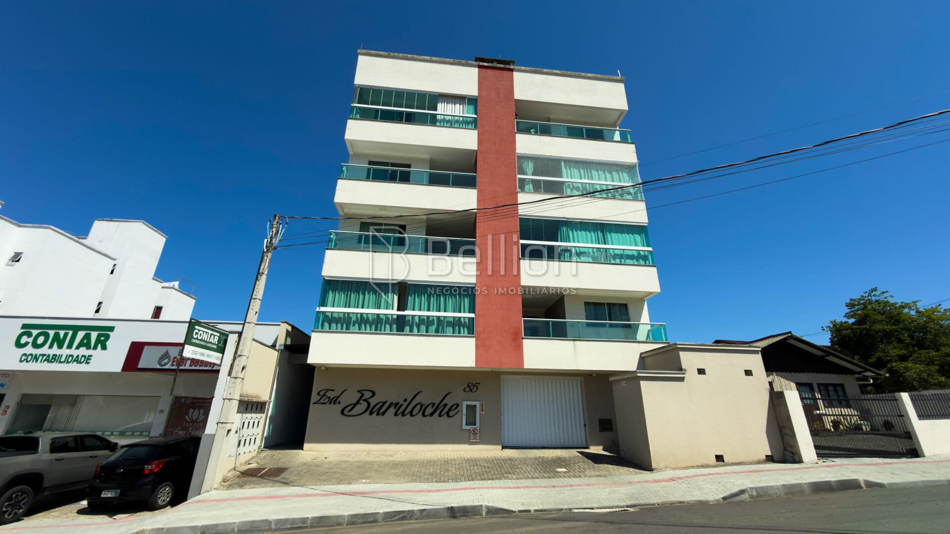 Apartamento mobiliado no Bairro das Nações, aqui o ponto não é o preço, é o valor que você recebe