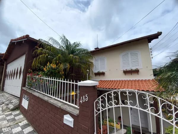 Casa Duplex 03 quartos- Jardim Cascata