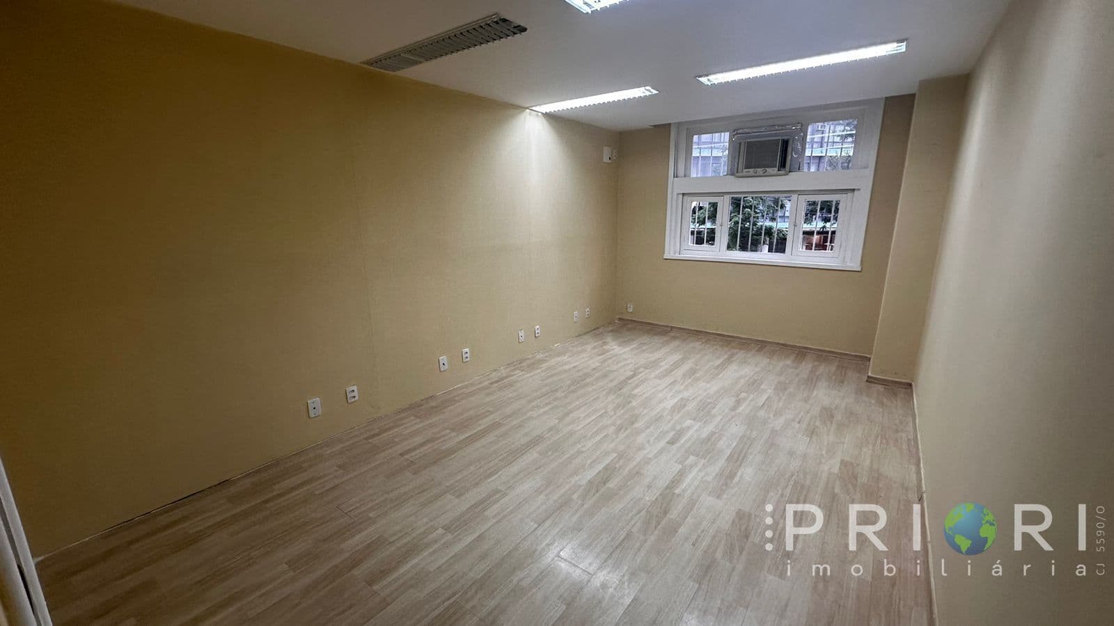 Sala Comercial no Centro do Rio de Janeiro