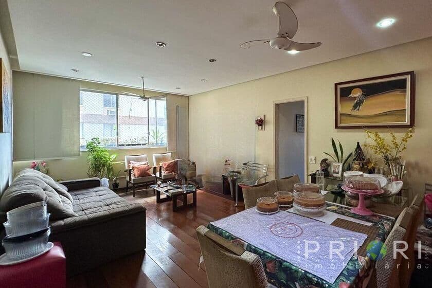 Apartamento 03 Quartos em Copacabana