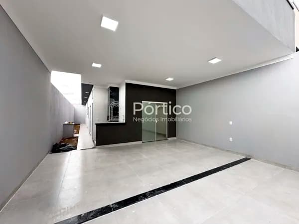 Casa no Bairro Jardim Vitória – Pé Direito Duplo e Área Gourmet Integrada