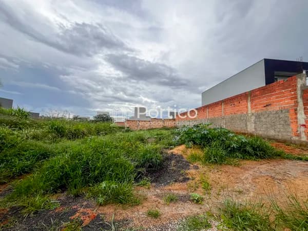 Lote à Venda no Bairro Belvedere – 300m²