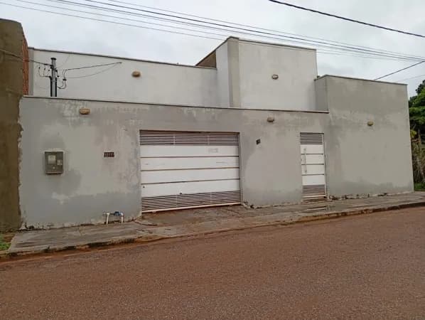 Casa em Cáceres - Vila Irene