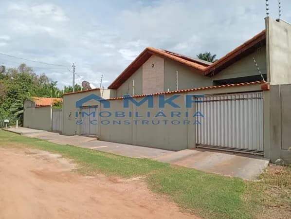 Casa em Cáceres - Junco