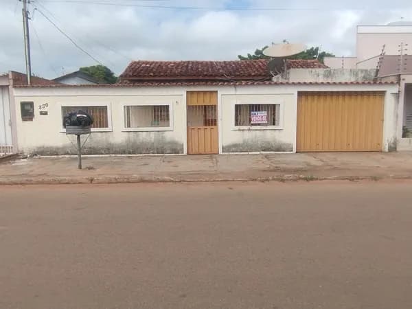 Casa em Cáceres - Maracanãzinho