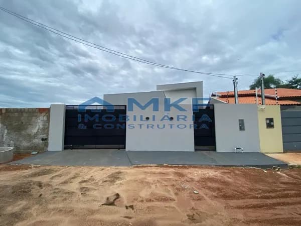 Casa em Cáceres - Jardim Celeste