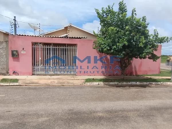 Casa em Cáceres - Lobo