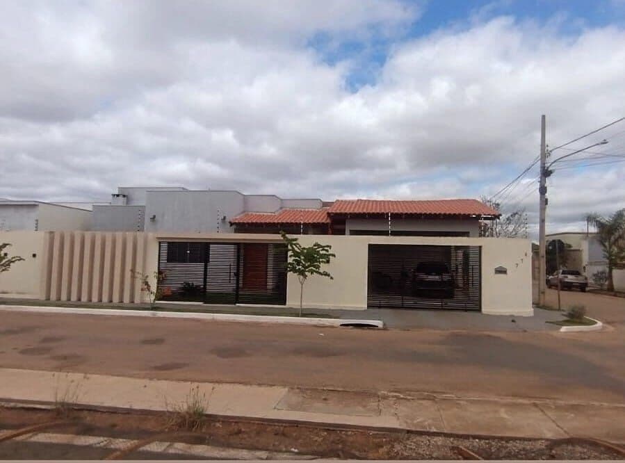 Casa em Cáceres - Santa Rosa