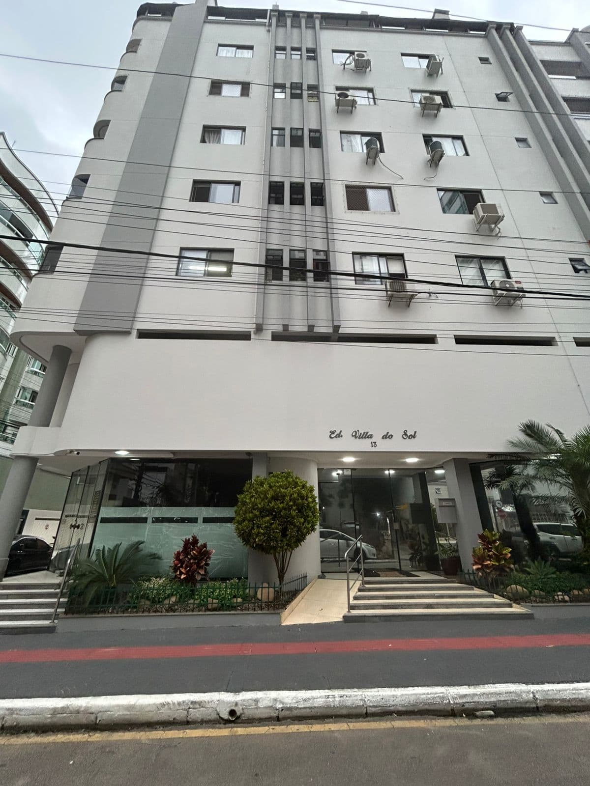 EDIFÍCIO VILLA DO SOL – LOCAÇÃO TEMPORADA - Centro de Balneário Camboriú/SC
