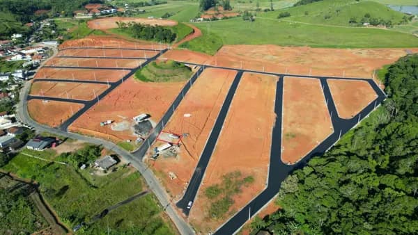 Terreno com projeto Comercial e Residencial já aprovado!