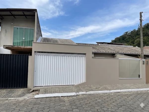 Casa em Condomínio com 3 quartos em Itajaí/SC