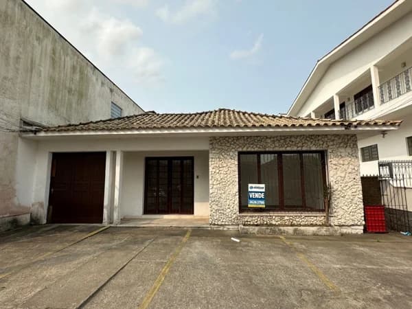 Casa à venda no bairro Oficinas em Tubarão/SC