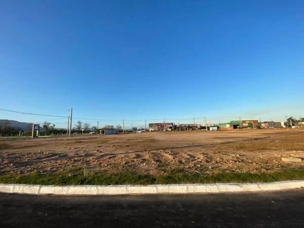 Terreno à venda no bairro São João (Margem Esquerda) em Tubarão/SC