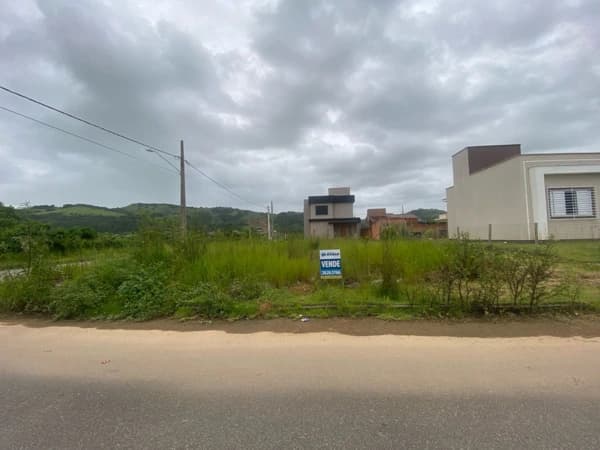 Terreno à venda no bairro Congonhas em Tubarão/SC