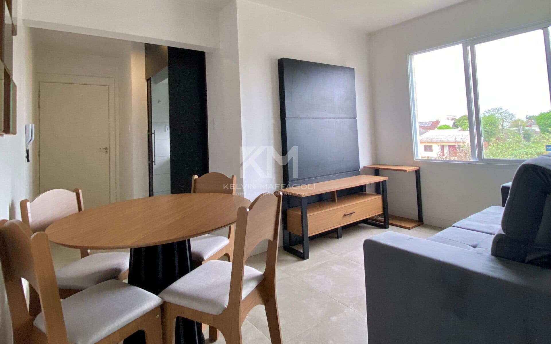APARTAMENTO SEMIMOBILIADO NO BAIRRO RUI BARBOSA
