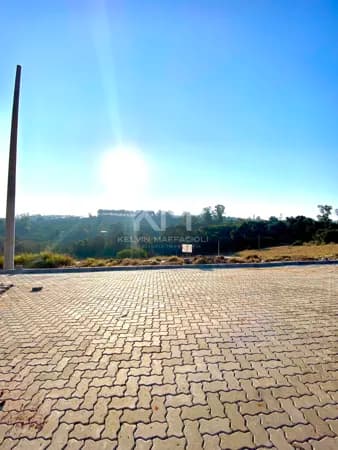 Terreno com 16m de Frente no Loteamento Jardins do Porto