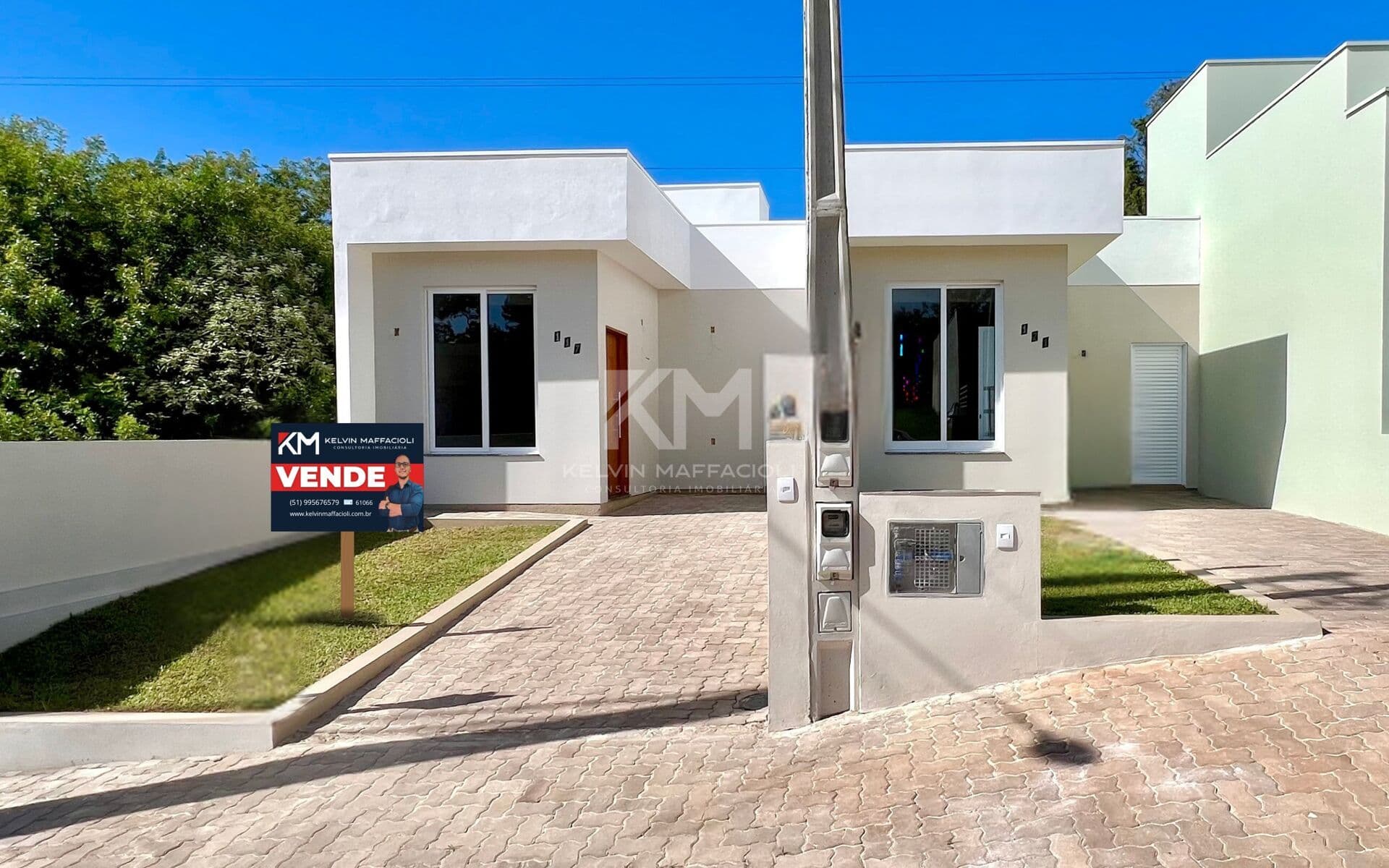CASAS NOVAS E PRONTAS PARA MORAR