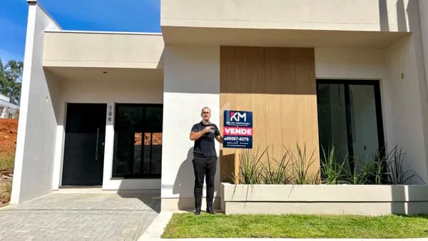 CASA NOVA E PRONTA PARA MORAR