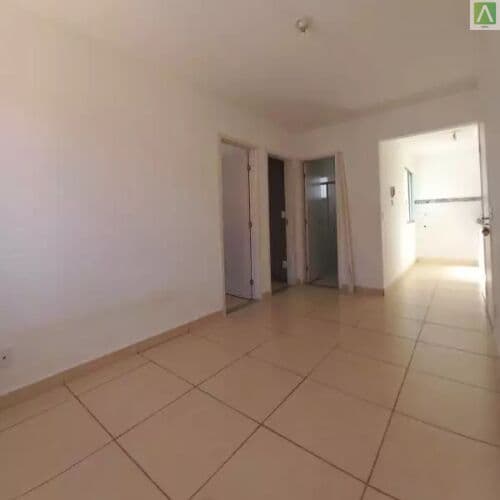 Apartamento com dois quartos com armários para locação no Padre Teodoro em Sete Lagoas