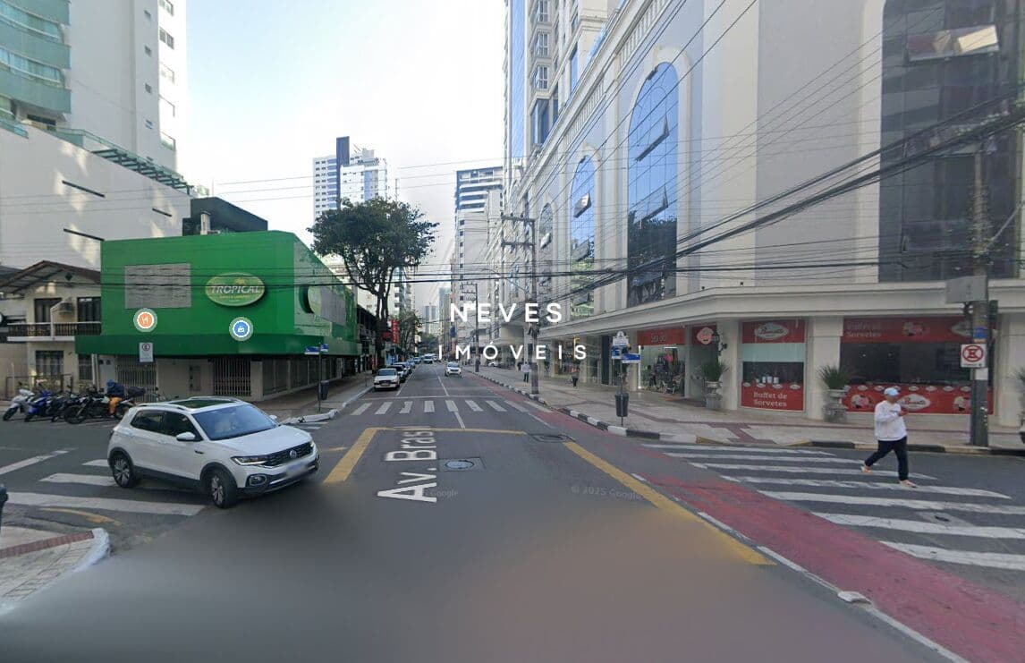 SALA COMERCIAL NA AV BRASIL BARRA NORTE