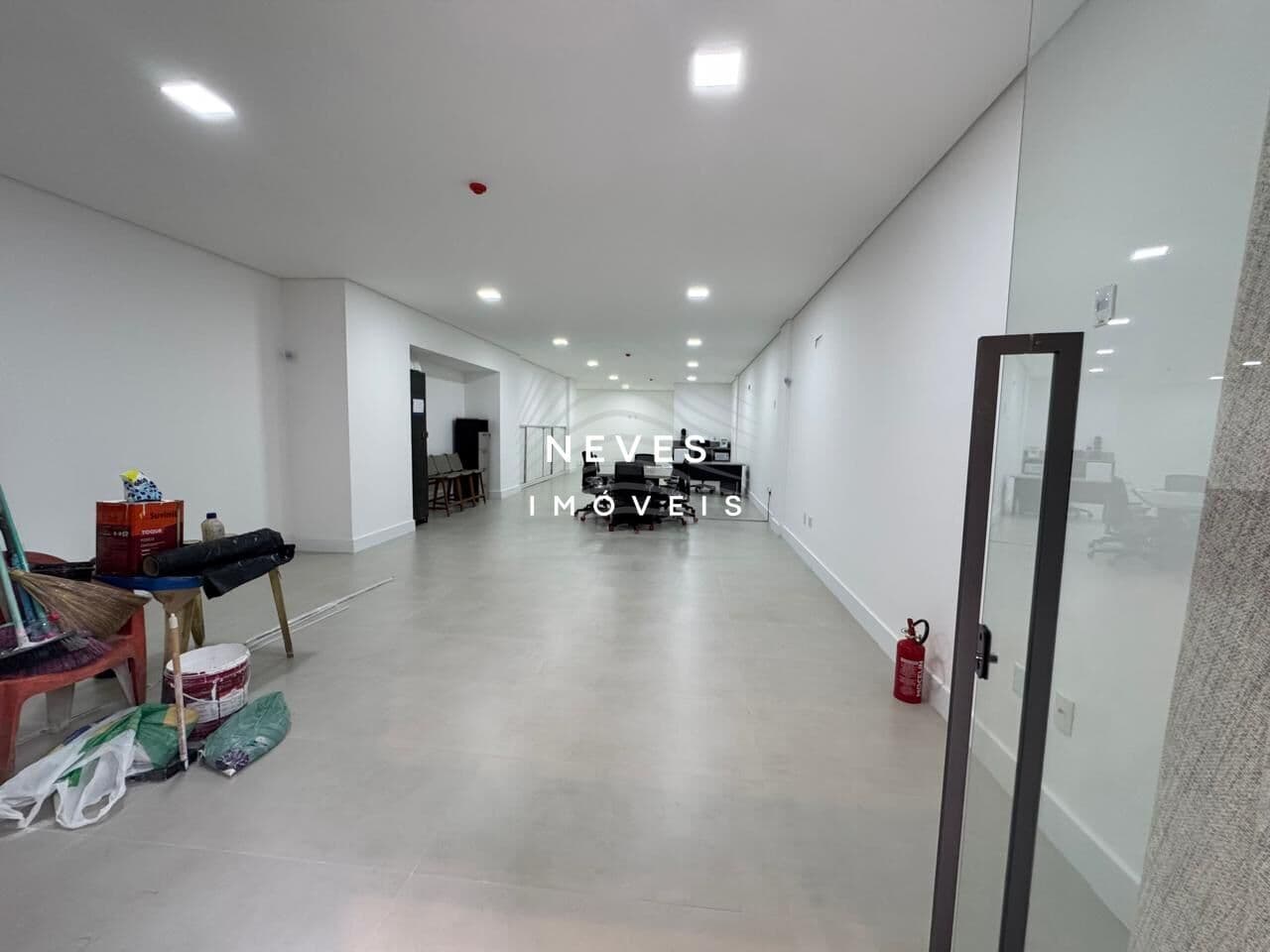SALA COMERCIAL CENTRO BC COM 145M2