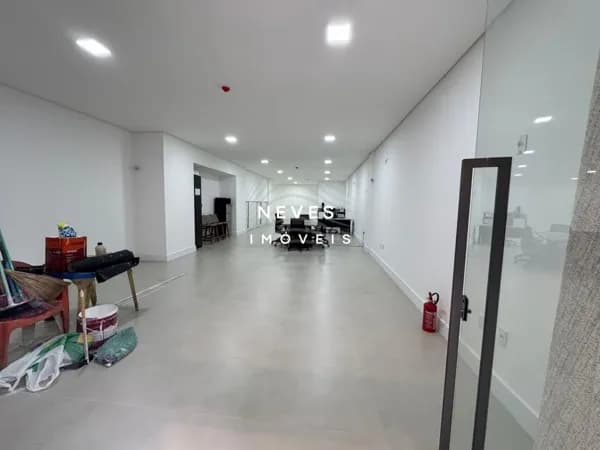 SALA COMERCIAL CENTRO BC COM 145M2