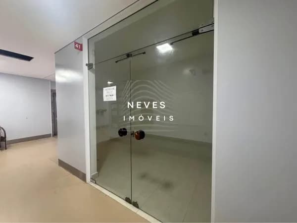 SALAS EM GALERIA NA BARRA NORTE